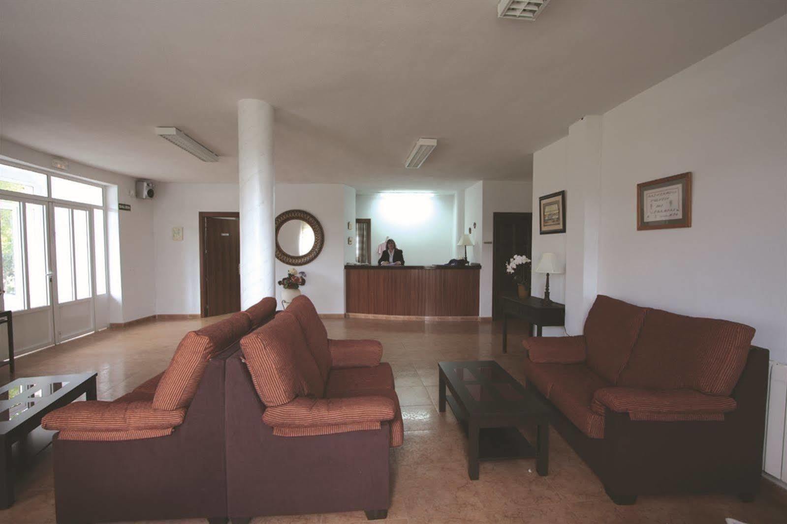 Hotel Balneario Fuentes Del Trampal Carmonita Bagian luar foto